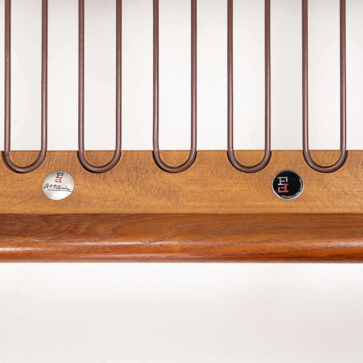 Peter Hvidt & Orla Molgaard Model FD 451 Daybed/Sofa detail of warm teak frame and dark metal supports vintage Danish furniture