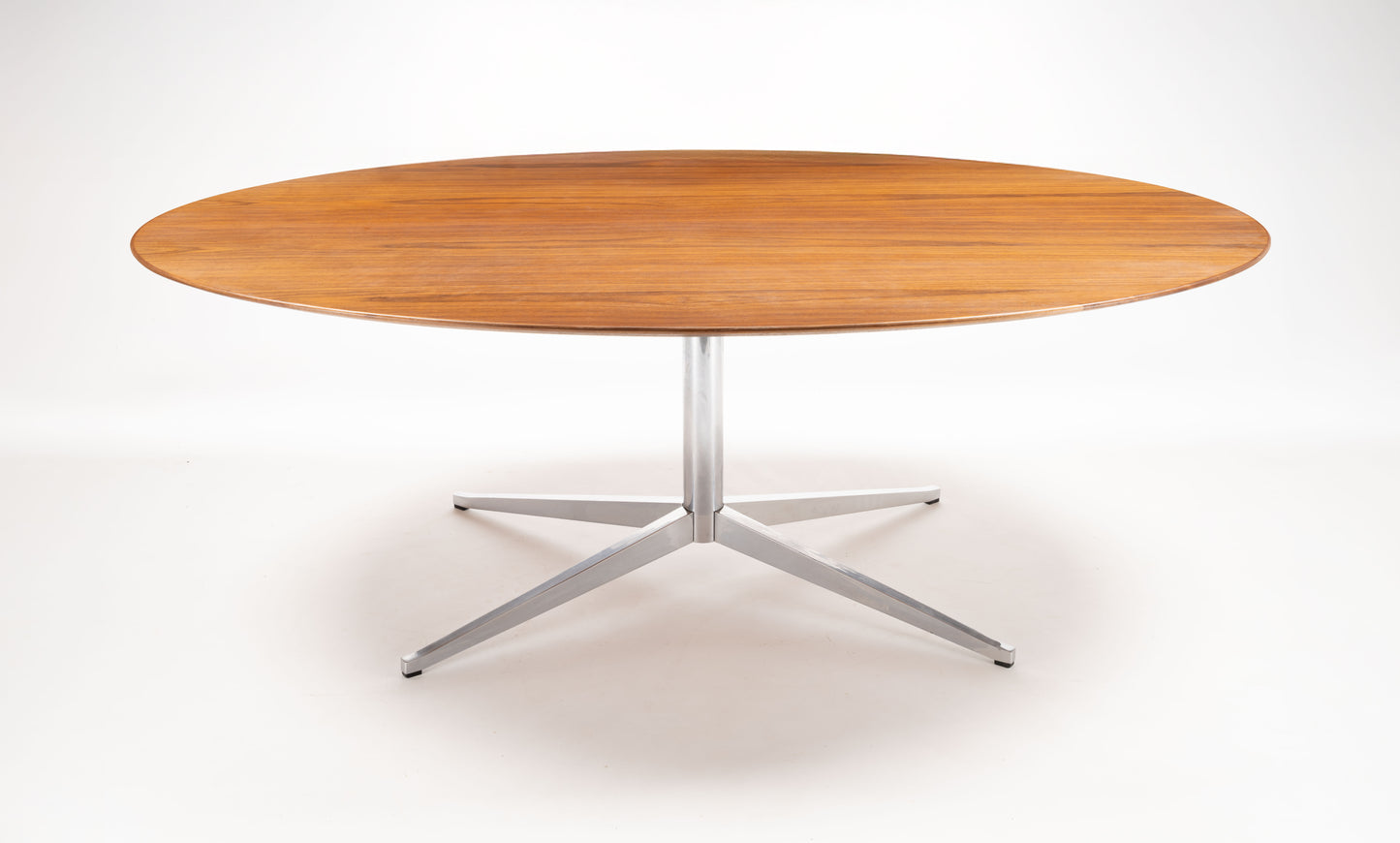 Florence Knoll Oval Dining Table