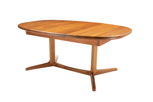 Skovby Racetrack Dining Table