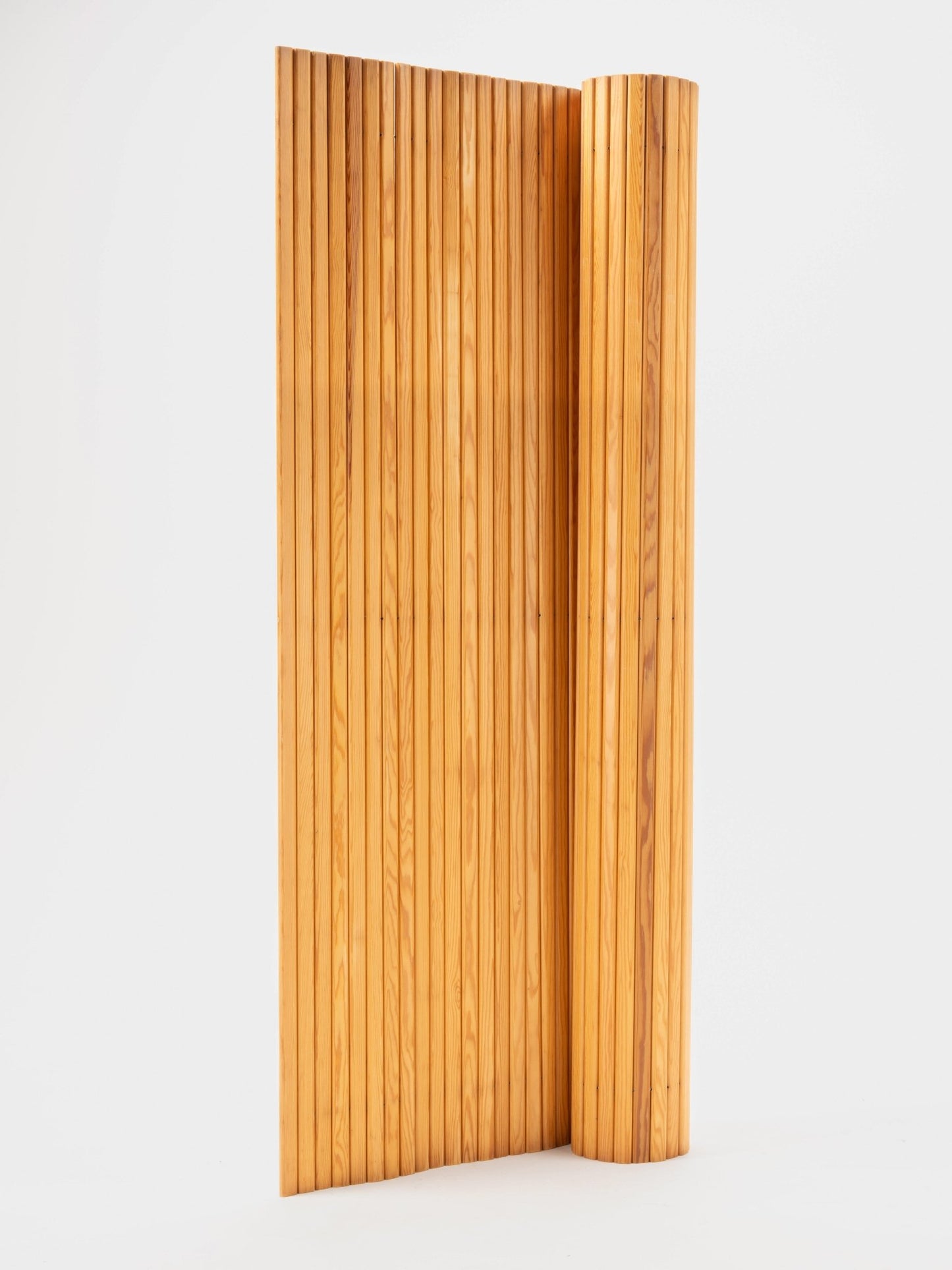 Alvar Aalto 'Screen 100' room divider in natural pine with vertical slats and smooth finish on white background