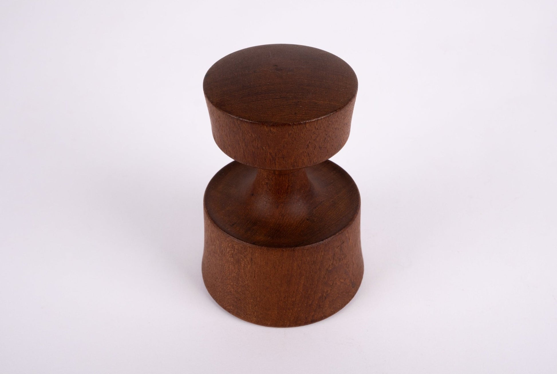 Jens Quistgaard teak peppermill for Dansk from the 1950s with solid wood chamber and handle