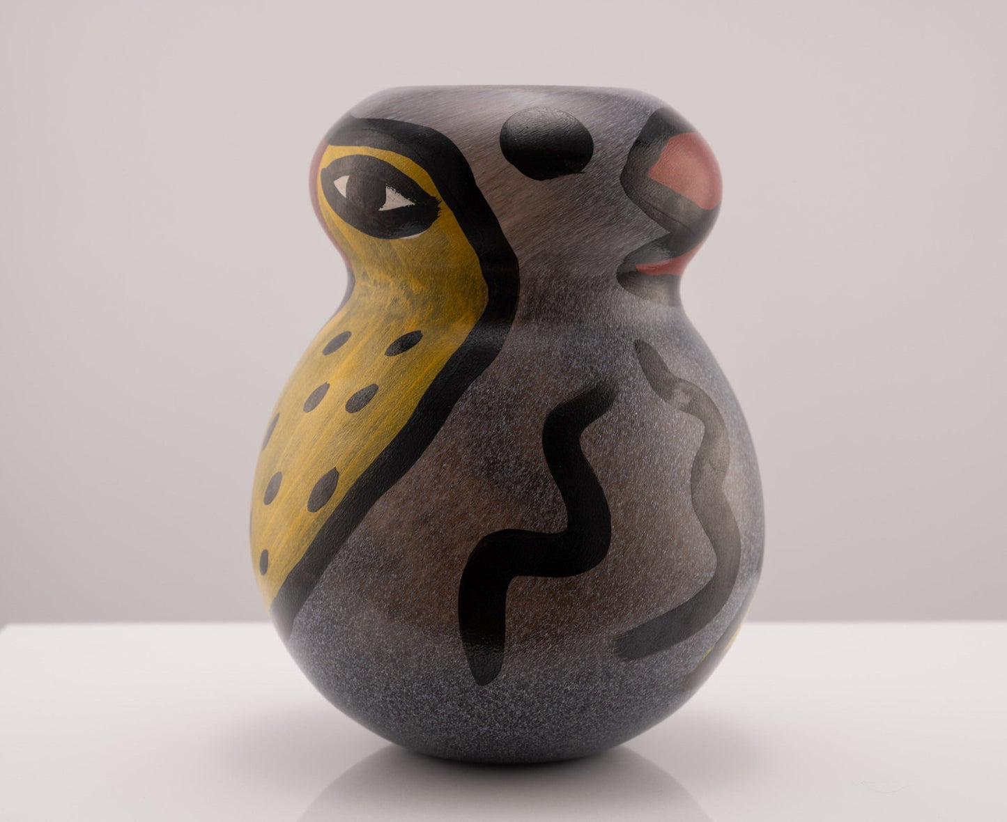Kosta Boda Birdy Vase by Ulrica Hydman-Vallien featuring bird and worm motifs with a clear opening for illumination