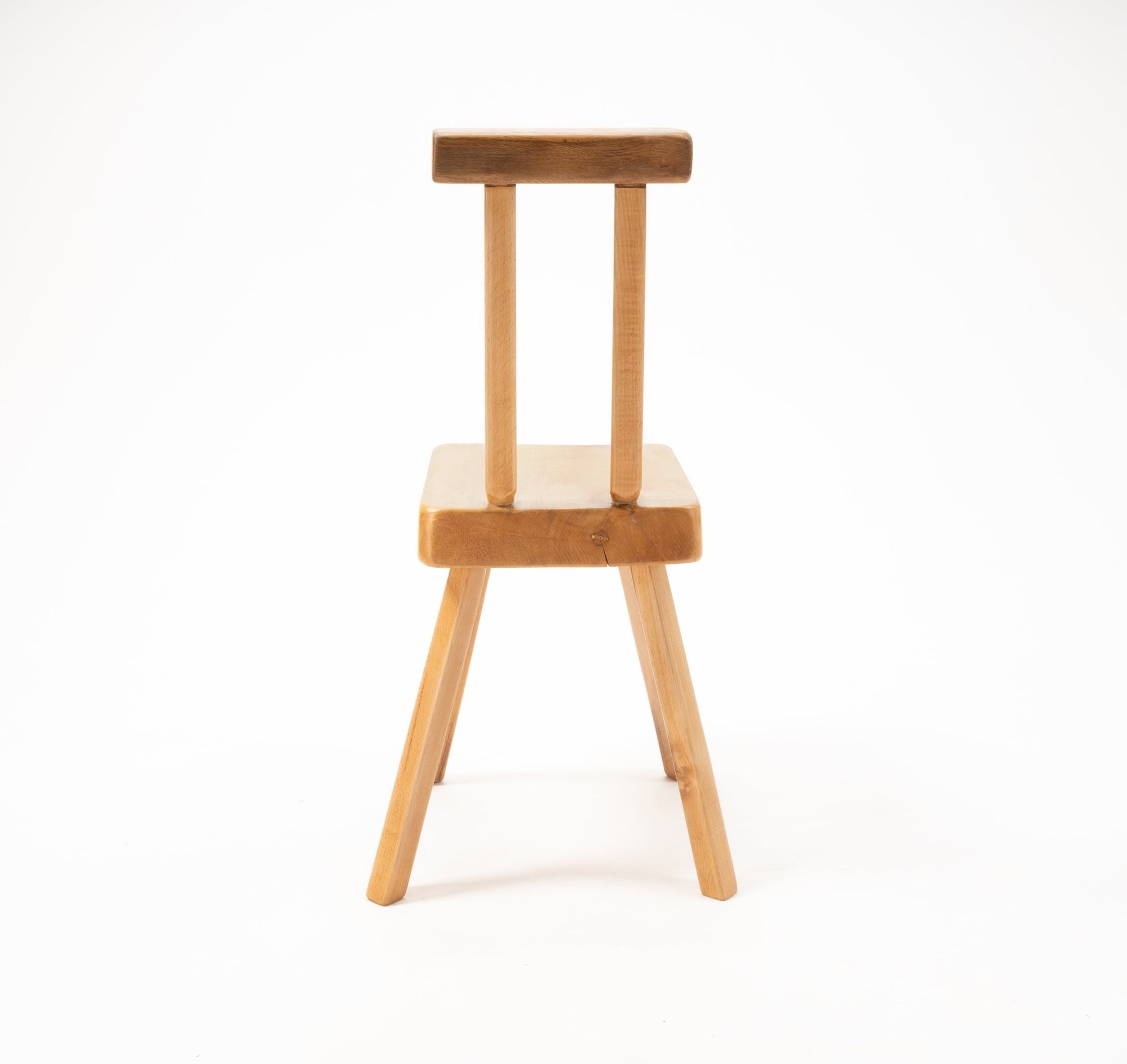 Mobichalet Brutalist pine chair with oversized block seat and minimalist backrest on white background