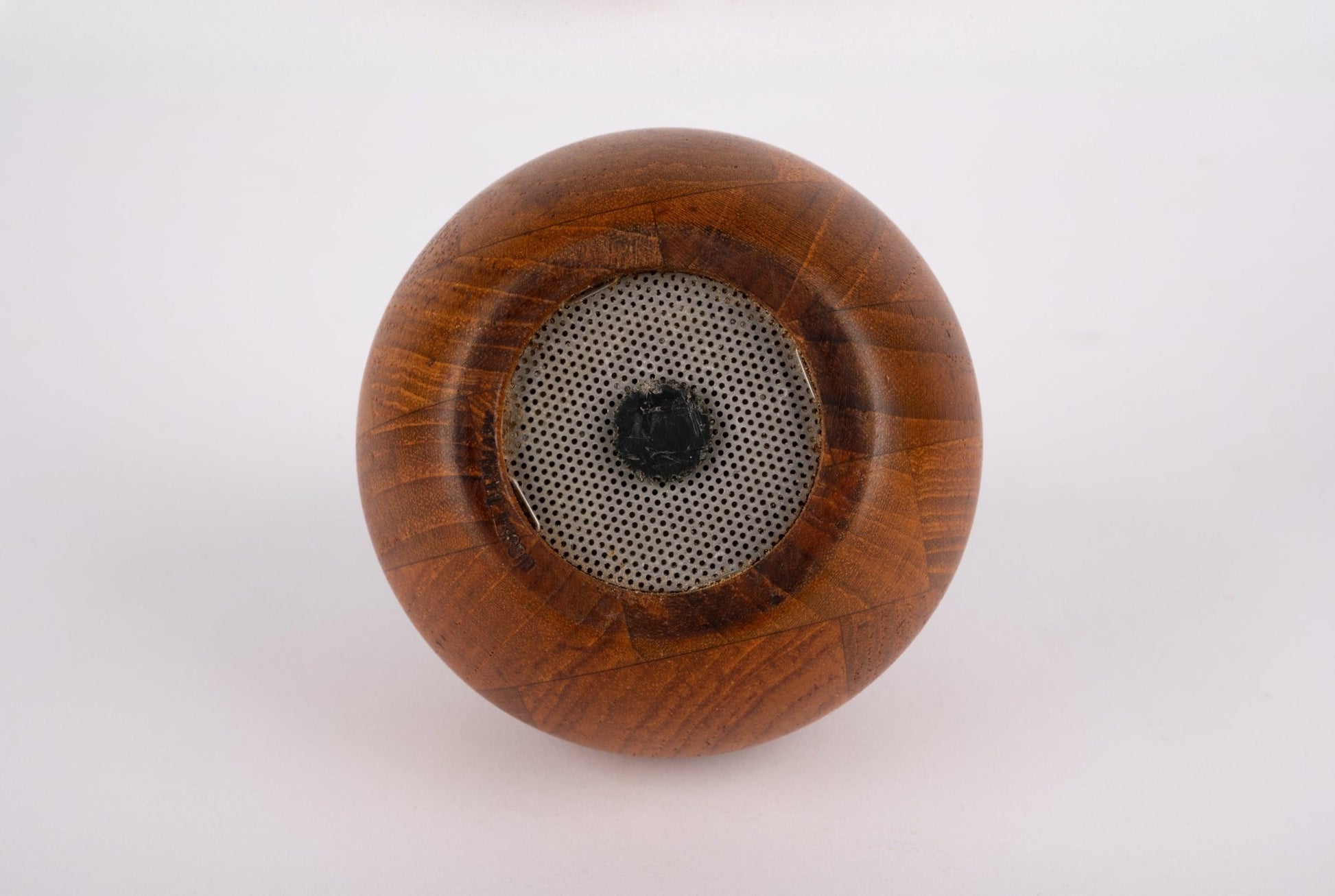 Bottom view of Nissen & Jorgensen 1960s Danish salt and pepper mill with solid teak body and iron grinding mechanism
