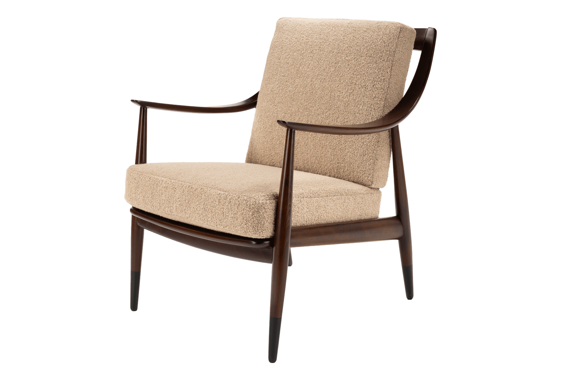 Peter Hvidt Model FD 145 Lounge Chair with sculpted walnut arms beige upholstery and tapered legs in vintage Danish furniture style