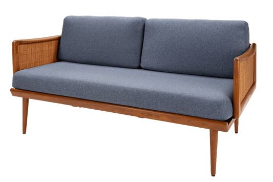 Peter Hvidt & Orla Molgaard Model FD 451 Daybed/Sofa with blue cushions woven wood arms and tapered legs in vintage Danish furniture style