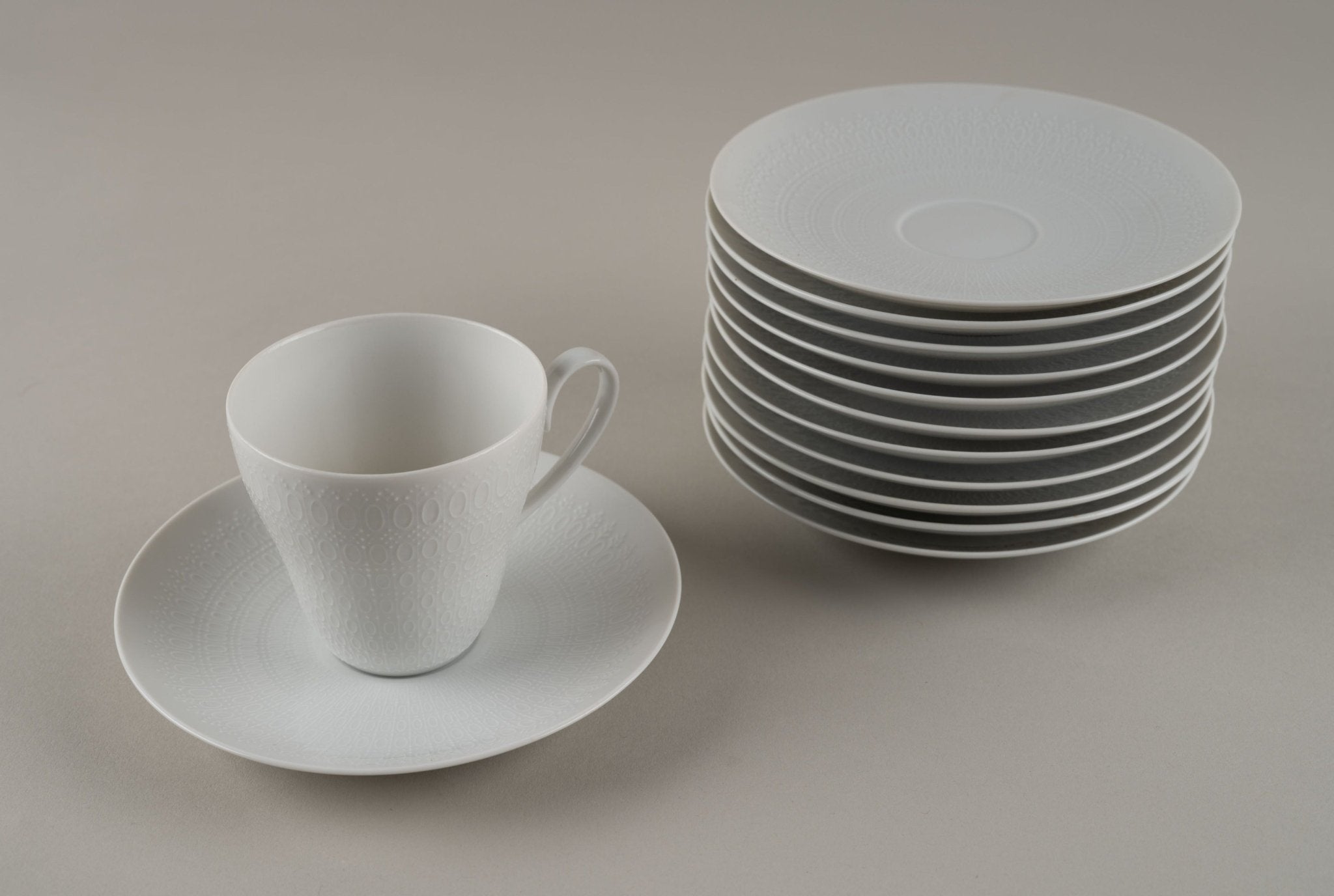 【訳あり】Rosenthal ロマンスホワイト食器セット7pieces 未使用品 Rosenthal - ローゼンタール ロマンスホワイト ティーポットセットの