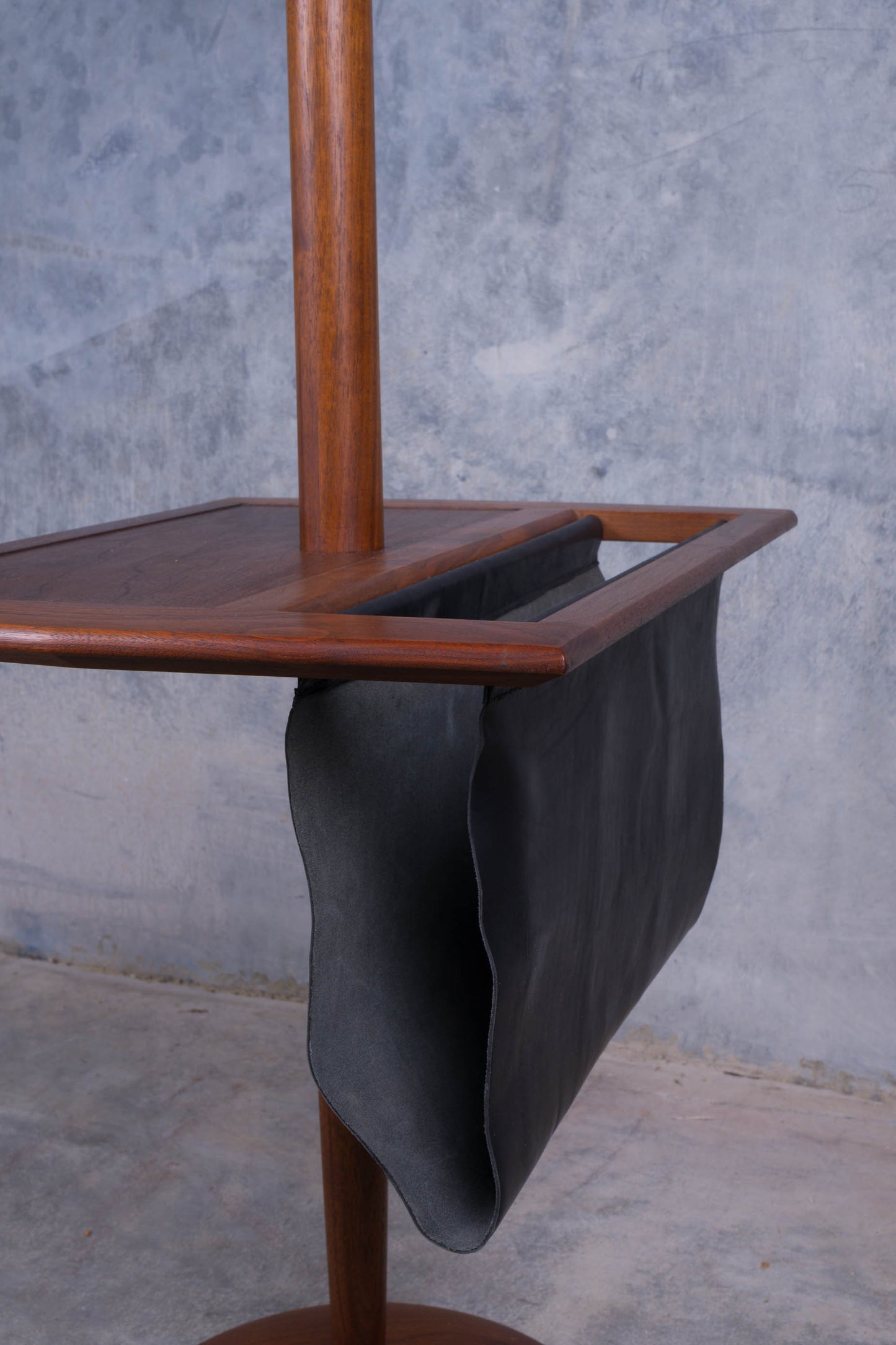 Laurel Floor Lamp with Magazine Rack