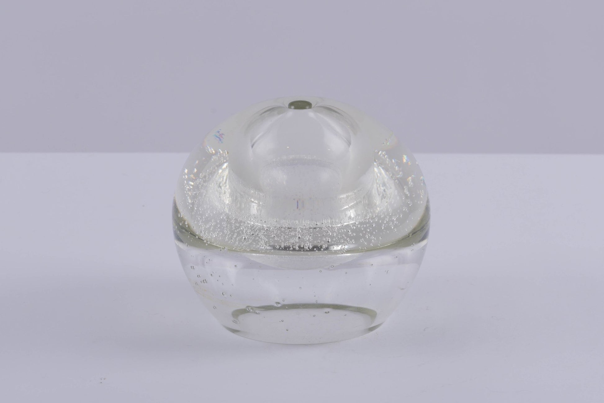 Handblown A.D. Copier Leerdam glass vase with small air bubbles, known as 'Spijkerbol' design from the Netherlands.
