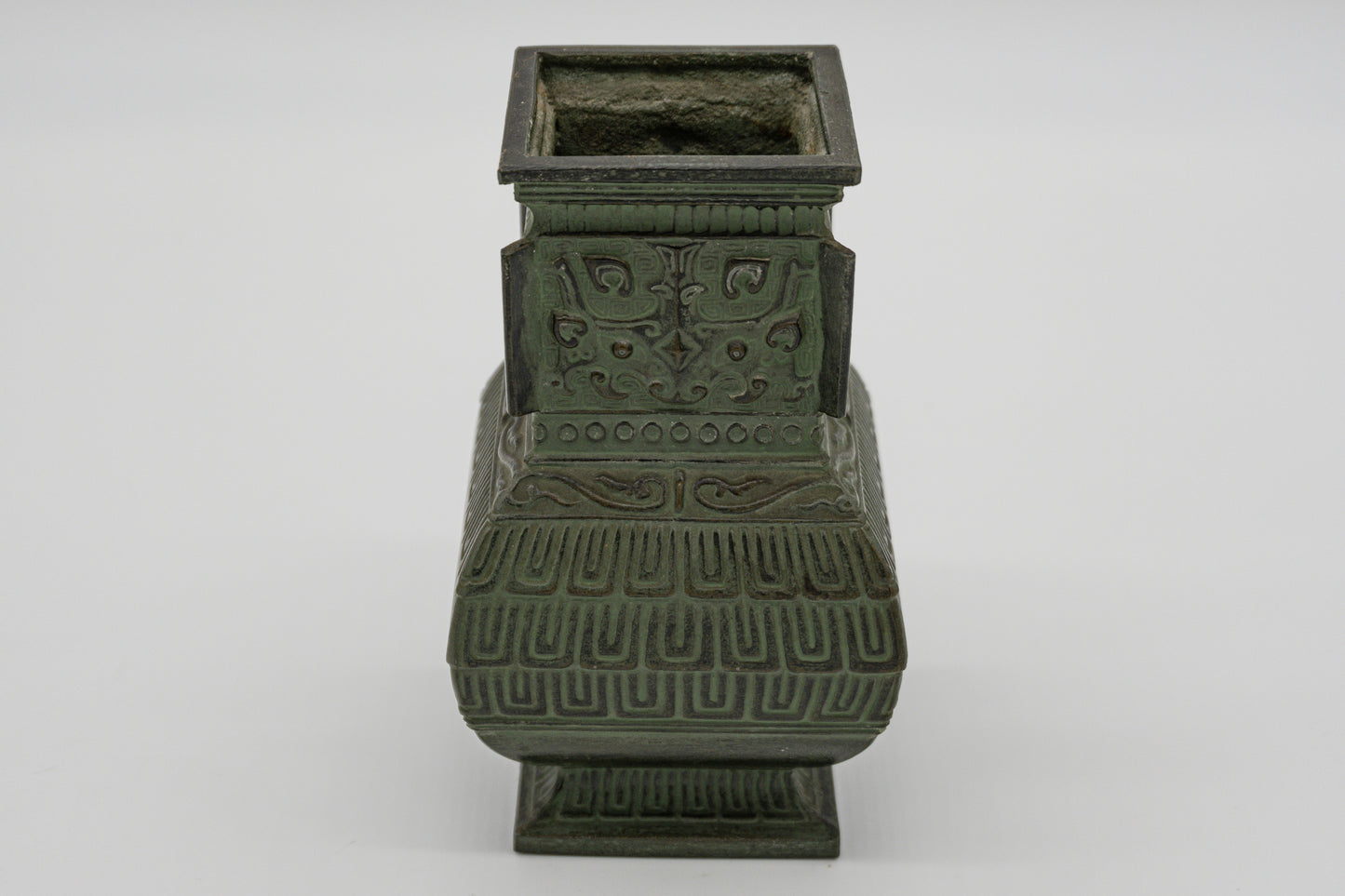 Chinese Bronze Vase